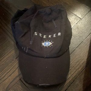 Seeker baseball hat black